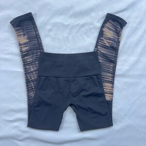 Free People Fp Movement Plum Blue Washed Barely There Yoga Legging Size XS Small